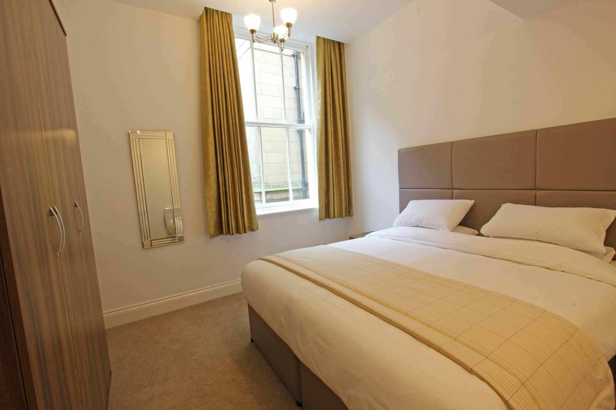 The Castle Collection - 25 Castle Street Apartment Liverpool